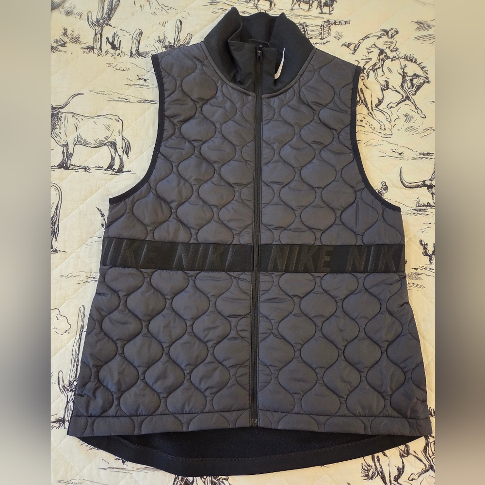 Nike Quilted Black Vest Size Medium